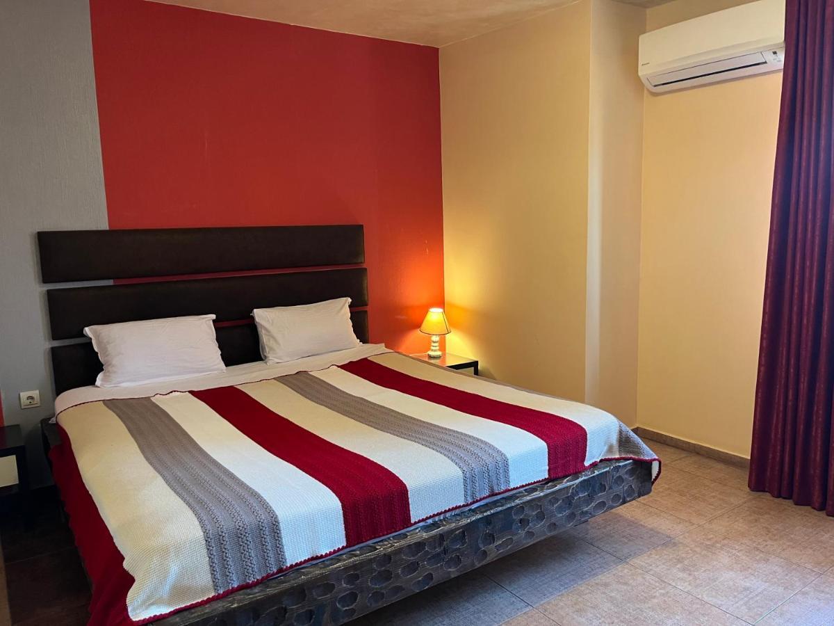 Family Hotel Bunara Brestnik Εξωτερικό φωτογραφία