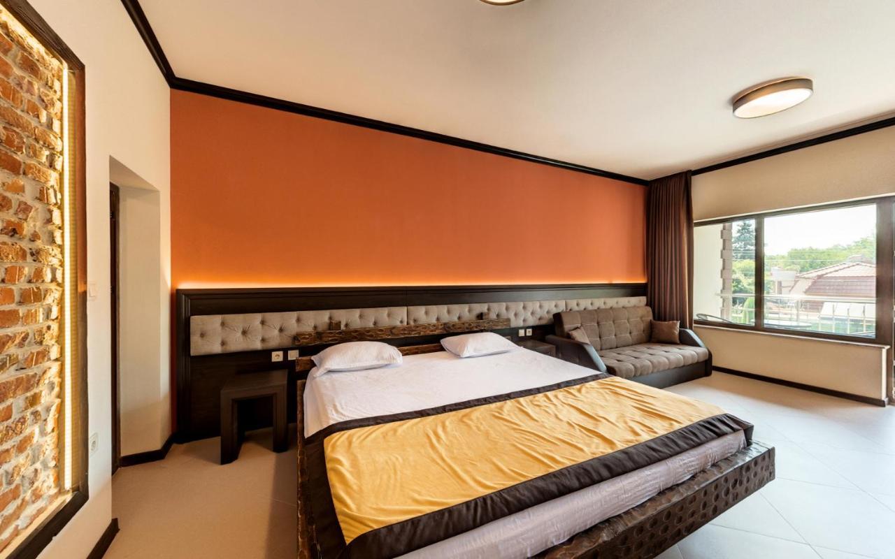 Family Hotel Bunara Brestnik Εξωτερικό φωτογραφία