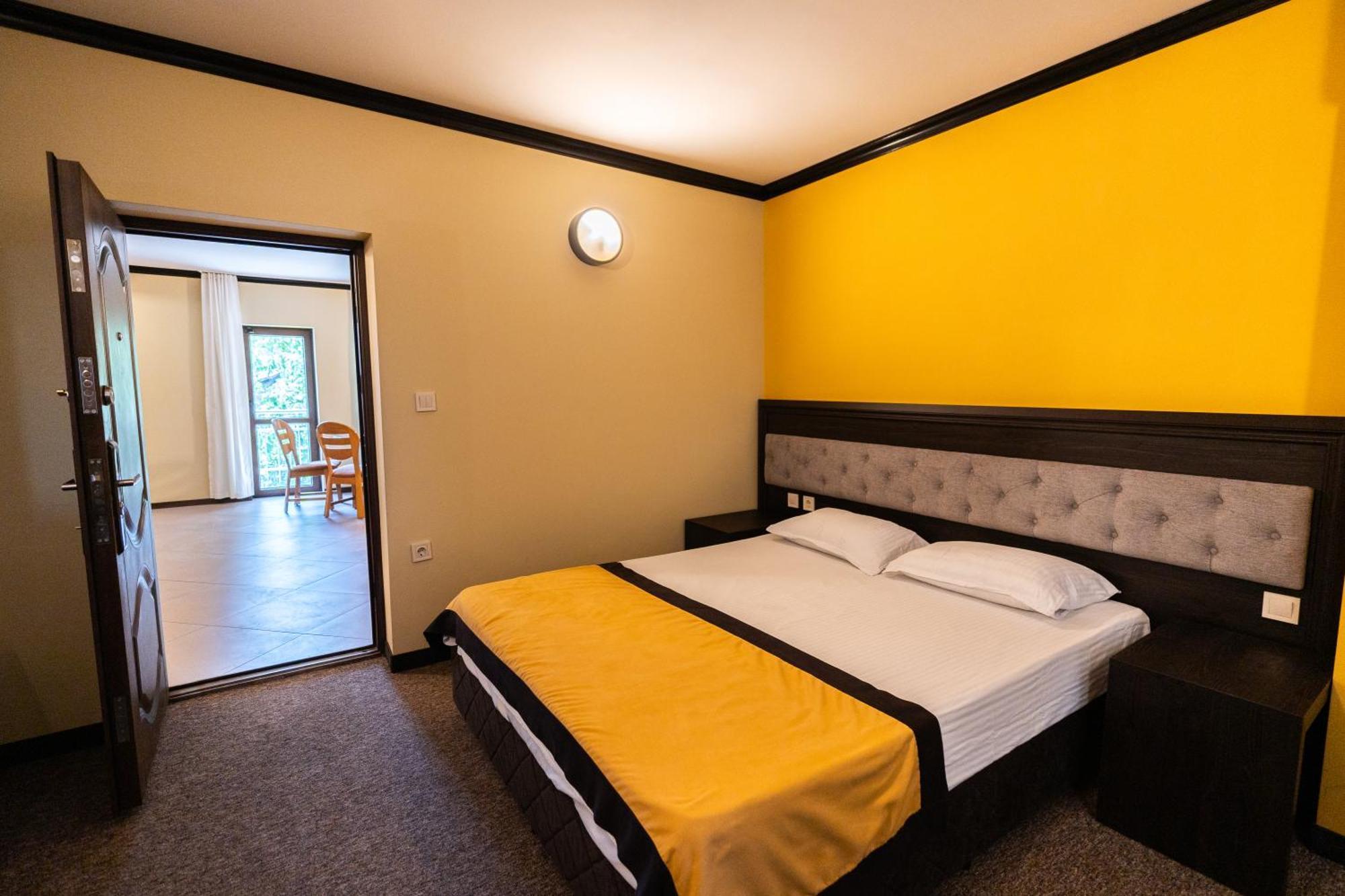 Family Hotel Bunara Brestnik Εξωτερικό φωτογραφία